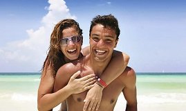 Как познакомиться парнем на пляже