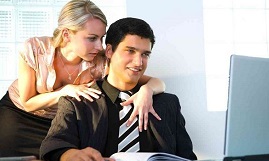 Чем опасны отношения на работе? Чем опасны отношения на работе м