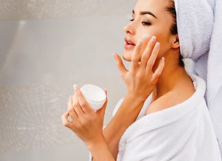 Как выбрать солнцезащитный крем? Рассказала врач