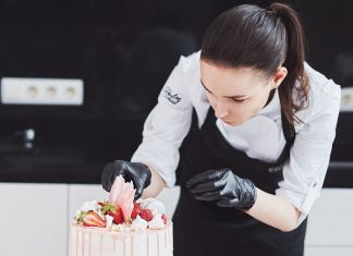 Почему кондитеры используют разнообразный инвентарь в работе