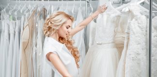 Выбор свадебного платья в салоне
