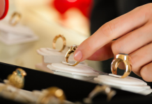 Ювелирный бутик Diamonds Are Forever: что там приобретают к 8 марта