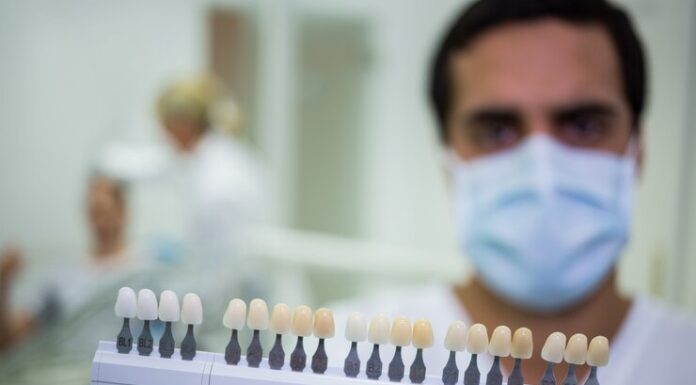 Зубные импланты: типы, процесс