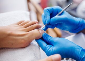 Врач подолог: кто это, какие заболевания могут быть диагностированы