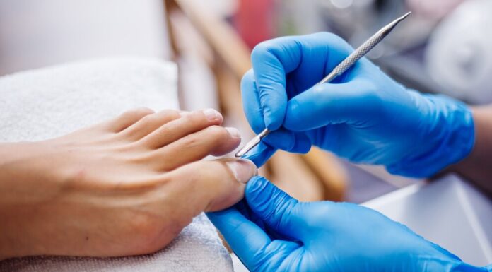 Врач подолог: кто это, какие заболевания могут быть диагностированы