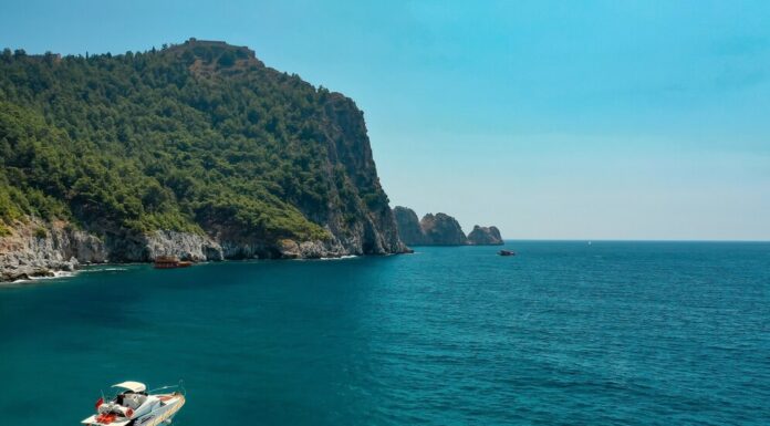 Аренда яхт: все, что нужно знать о путешествиях по воде