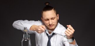 Как происходит выведение запоя на дому: этапы и советы