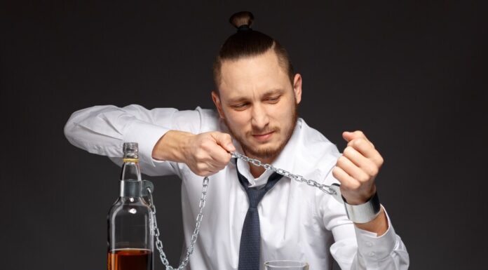 Как происходит выведение запоя на дому: этапы и советы