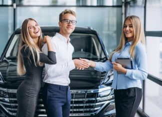 Базовая, средняя или полная: какую комплектацию выбрать при покупке машины