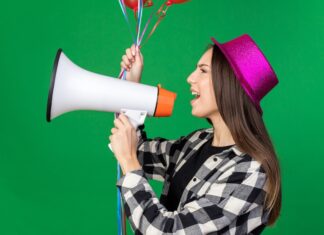 История рекламы в мессенджерах: от первых шагов до масштабных кампаний