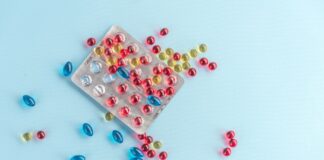 Витамины, минералы и не только: что входит в состав комплексных добавок