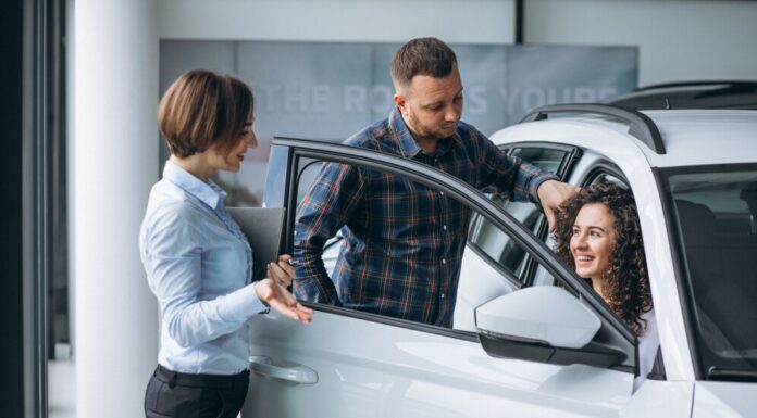 Тест-драйв автомобиля: как выбрать модель и записаться в автосалоне