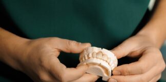 Что можно и нельзя при имплантации зубов: важные рекомендации