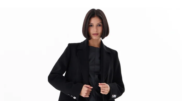 Как выбрать идеальное демисезонное пальто под климат Петербурга: практическое руководство