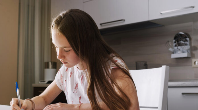 Как правильно организовать домашнее обучение с помощью решебников