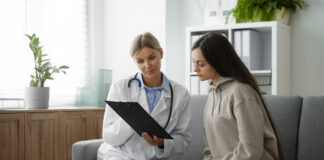 Консультация аддиктолога в Москве: когда и кому она необходима