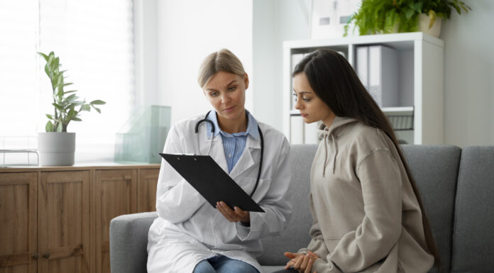 Консультация аддиктолога в Москве: когда и кому она необходима