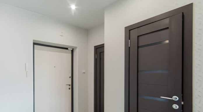 Плюсы стальных дверей с шумоизоляцией: безопасность и тишина в одном решении